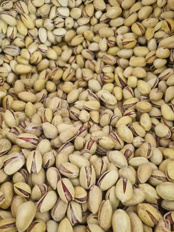 پسته شور زعفرانی 200 گرمی